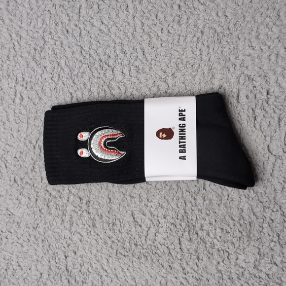 Bape Crew Socks Embroidered Shark Head Mens Womens Unisex Size 9-11‎ Black Gray - Picture 1 of 1
